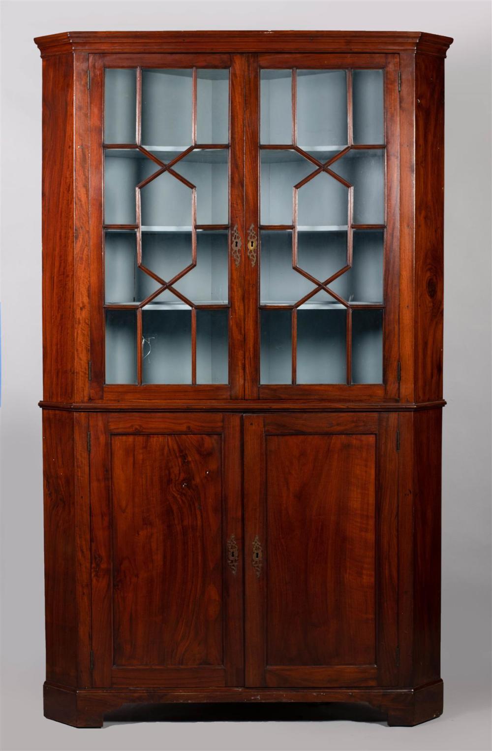 GEORGE III MAHOGANY CORNER