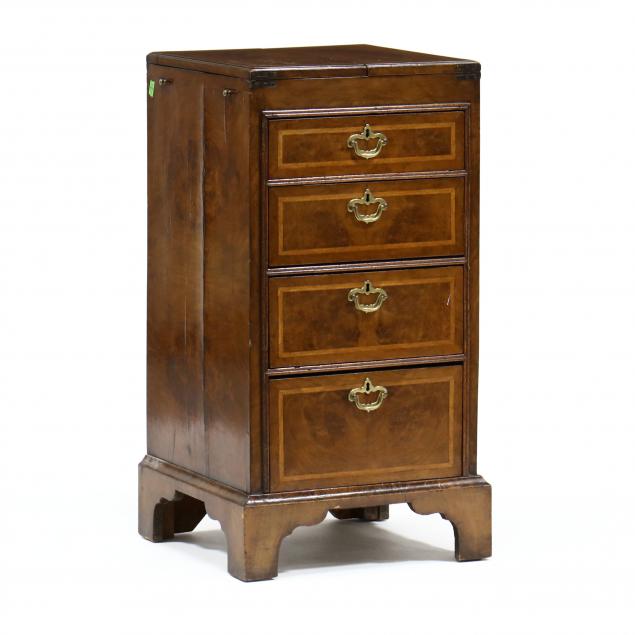 GEORGE III MAHOGANY DRESSING