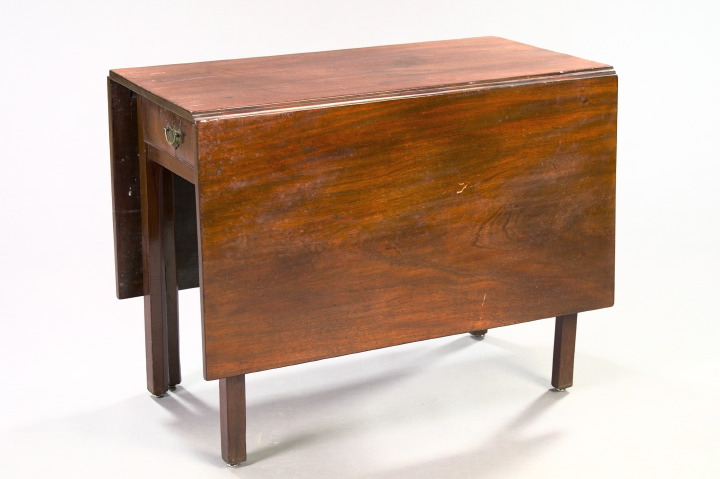 George III Mahogany Drop-Leaf