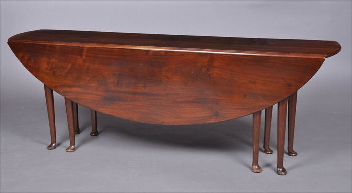 GEORGE III MAHOGANY GATE-LEG WAKE