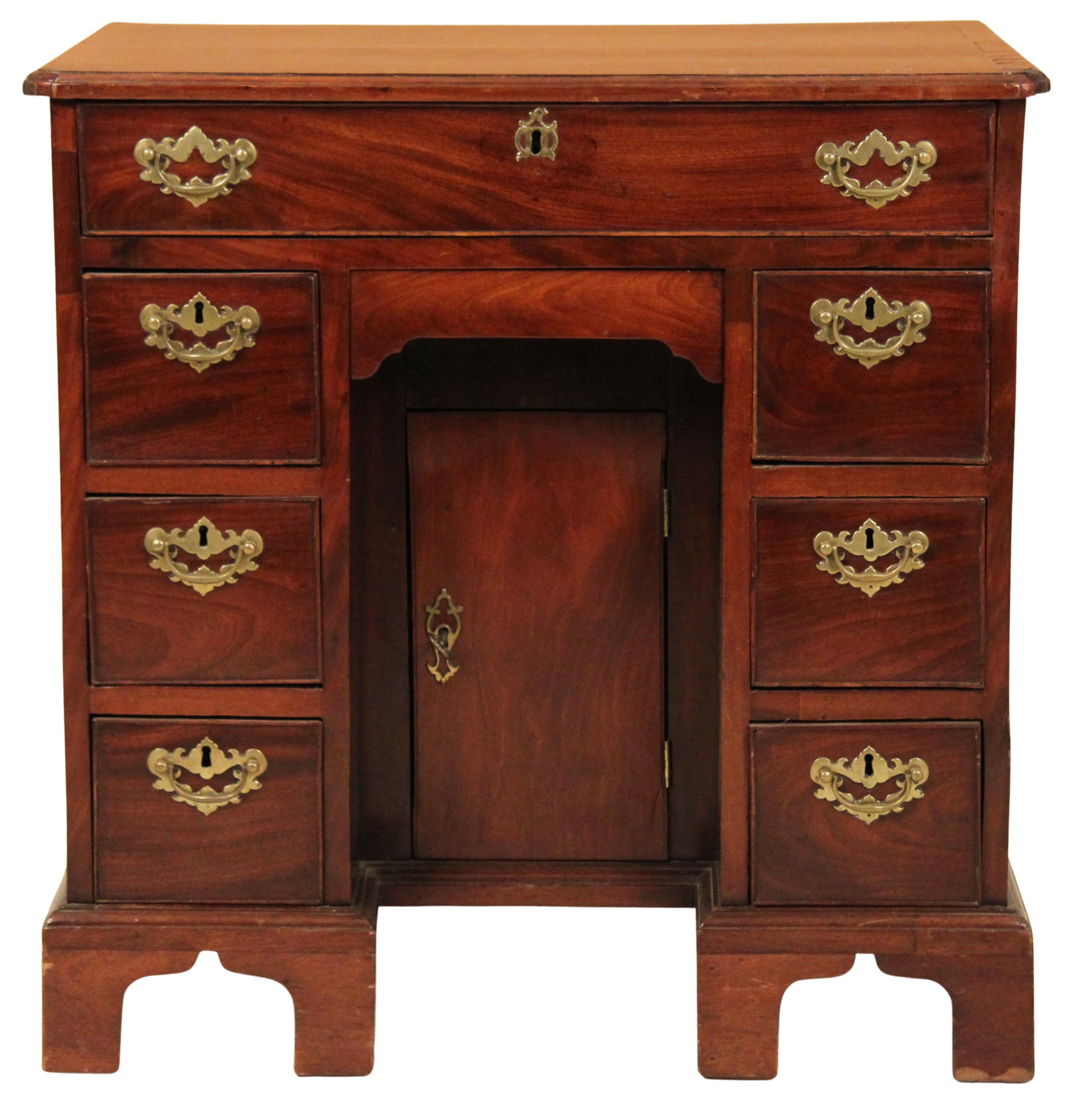 GEORGE III MAHOGANY KNEEHOLE DESK