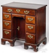 GEORGE III MAHOGANY KNEEHOLE D