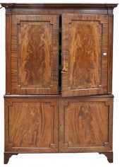GEORGE III MAHOGANY LINEN PRES