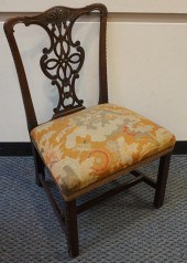 GEORGE III MAHOGANY NEEDLEPOIN
