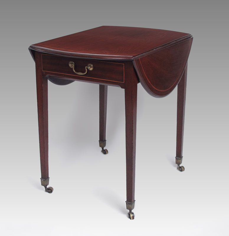 GEORGE III MAHOGANY PEMBROKE TABLE: