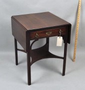 GEORGE III MAHOGANY PEMBROKE T