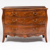 GEORGE III MAHOGANY SERPENTINE