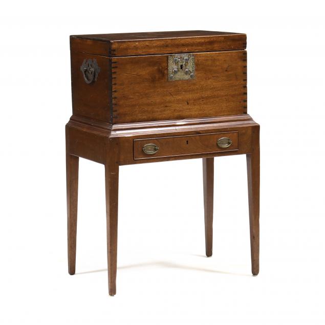 GEORGE III MAHOGANY SUGAR CHEST