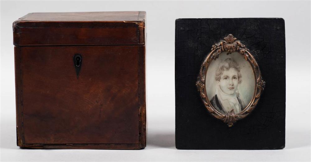 GEORGE III MAHOGANY TEA CADDY AND
