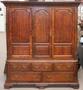 GEORGE III OAK LINEN PRESS, 81