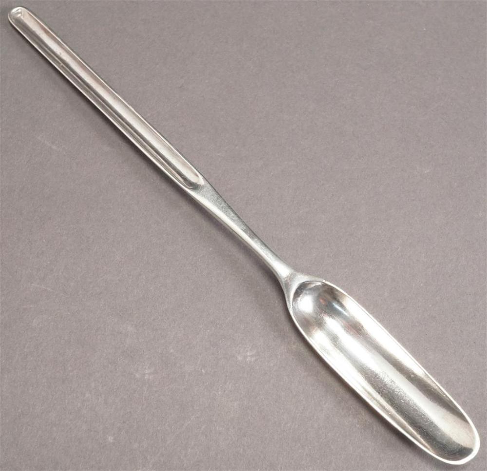 GEORGE III SILVER MARROW SCOOP,