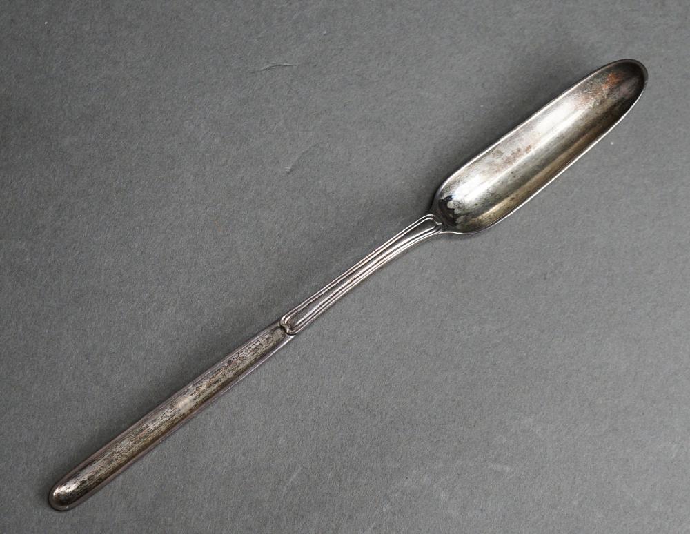 GEORGE III SILVER MARROW SCOOP,