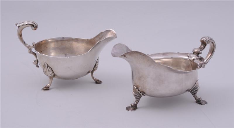 GEORGE III SILVER TRIPOD CREAMER