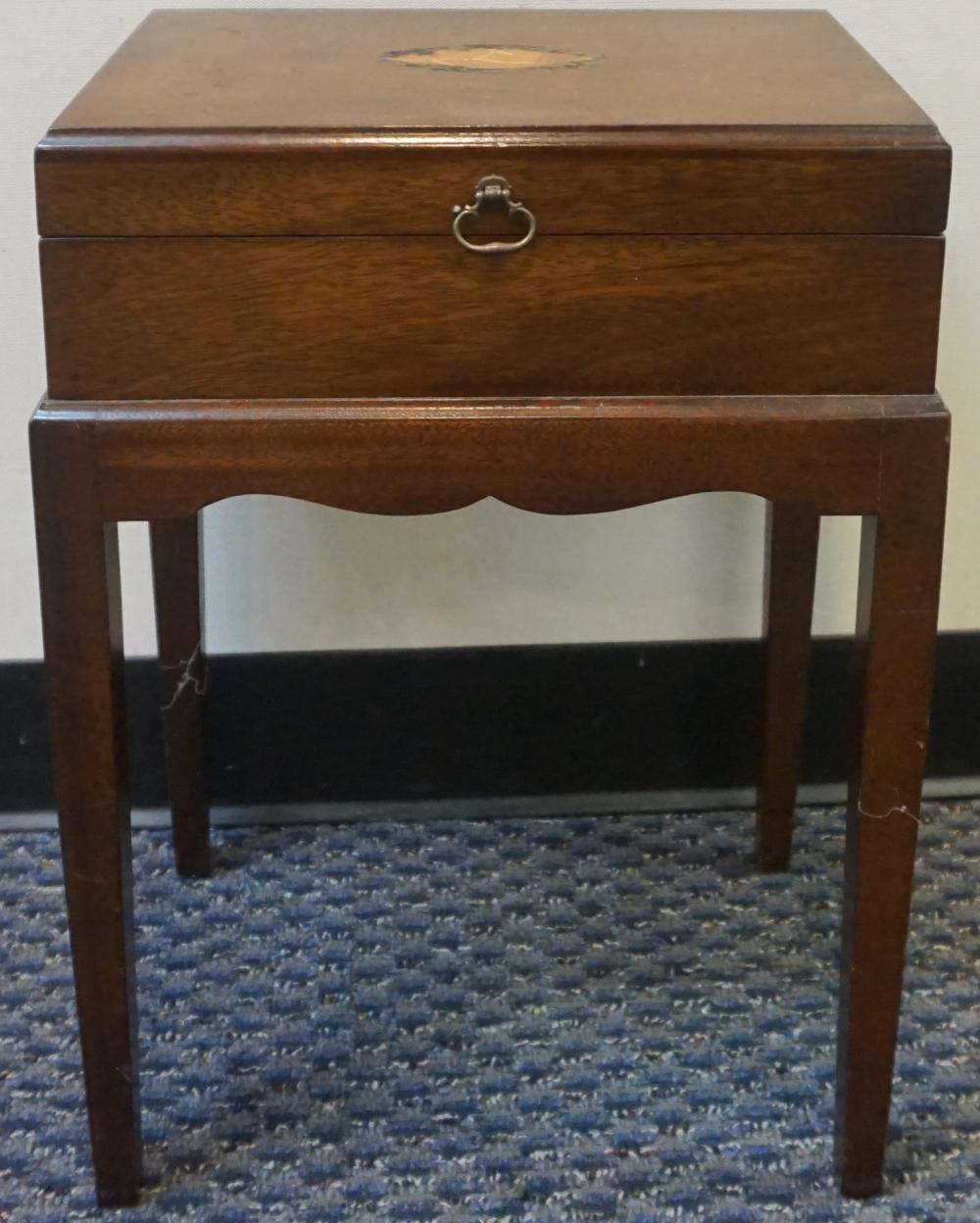 GEORGE III STYLE CONCH SHELL INLAID