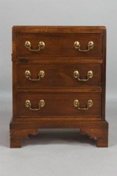 GEORGE III STYLE DIMINUTIVE CH