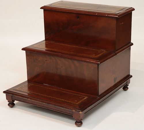 GEORGE III STYLE MAHOGANY BED
