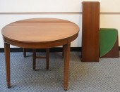 GEORGE III STYLE MAHOGANY DINI