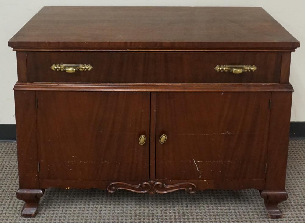 GEORGE III STYLE MAHOGANY LOW