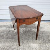 GEORGE III STYLE MAHOGANY PEMB