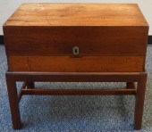 GEORGE III STYLE MAHOGANY TRAV