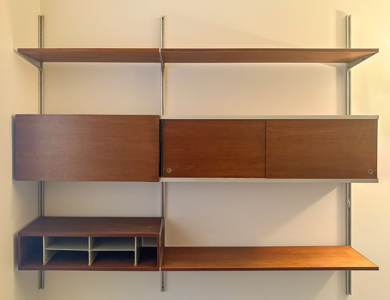GEORGE NELSON FOR HERMAN MILLER CSS