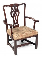 GEORGIAN ARMCHAIR SECOND HALF