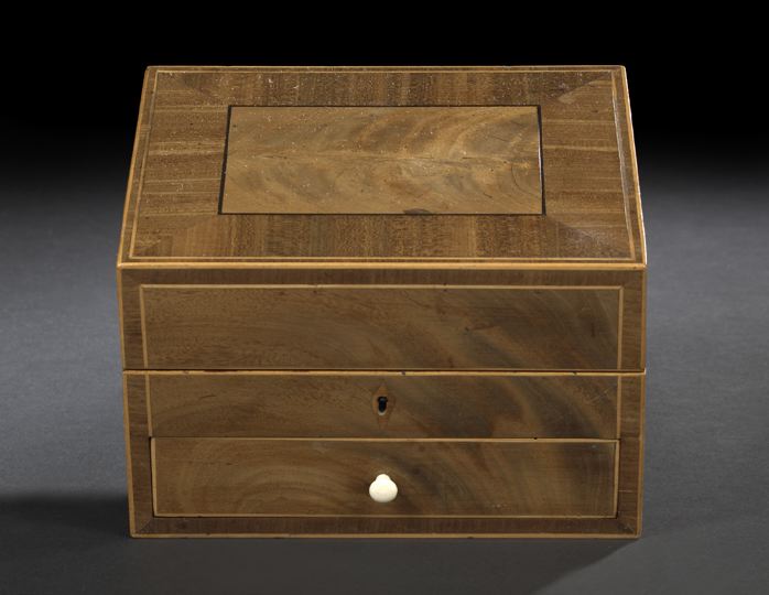 Georgian Banded Mahogany Jewel