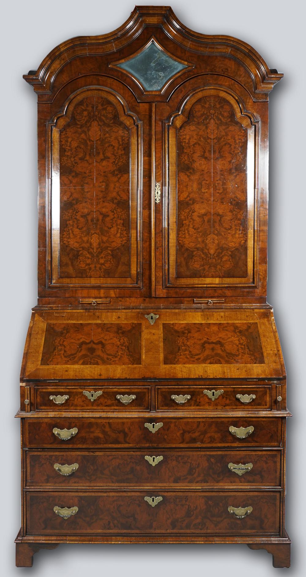 GEORGIAN BURL WALNUT AND WALNUT
