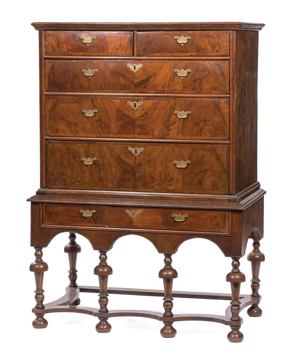 GEORGIAN BURL WALNUT CHEST ON