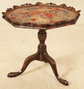 GEORGIAN DESIGN WALNUT TRIPOD