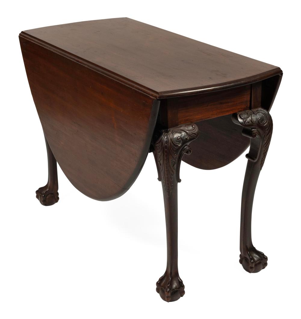 GEORGIAN DROP-LEAF TABLE CIRCA 1780