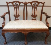 GEORGIAN FURNITURE CO CARVED M