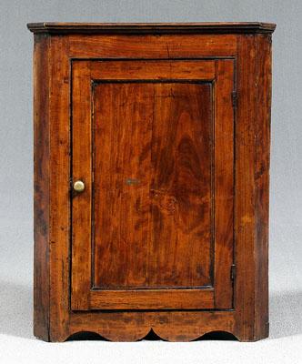 Georgian hanging corner cupboard,