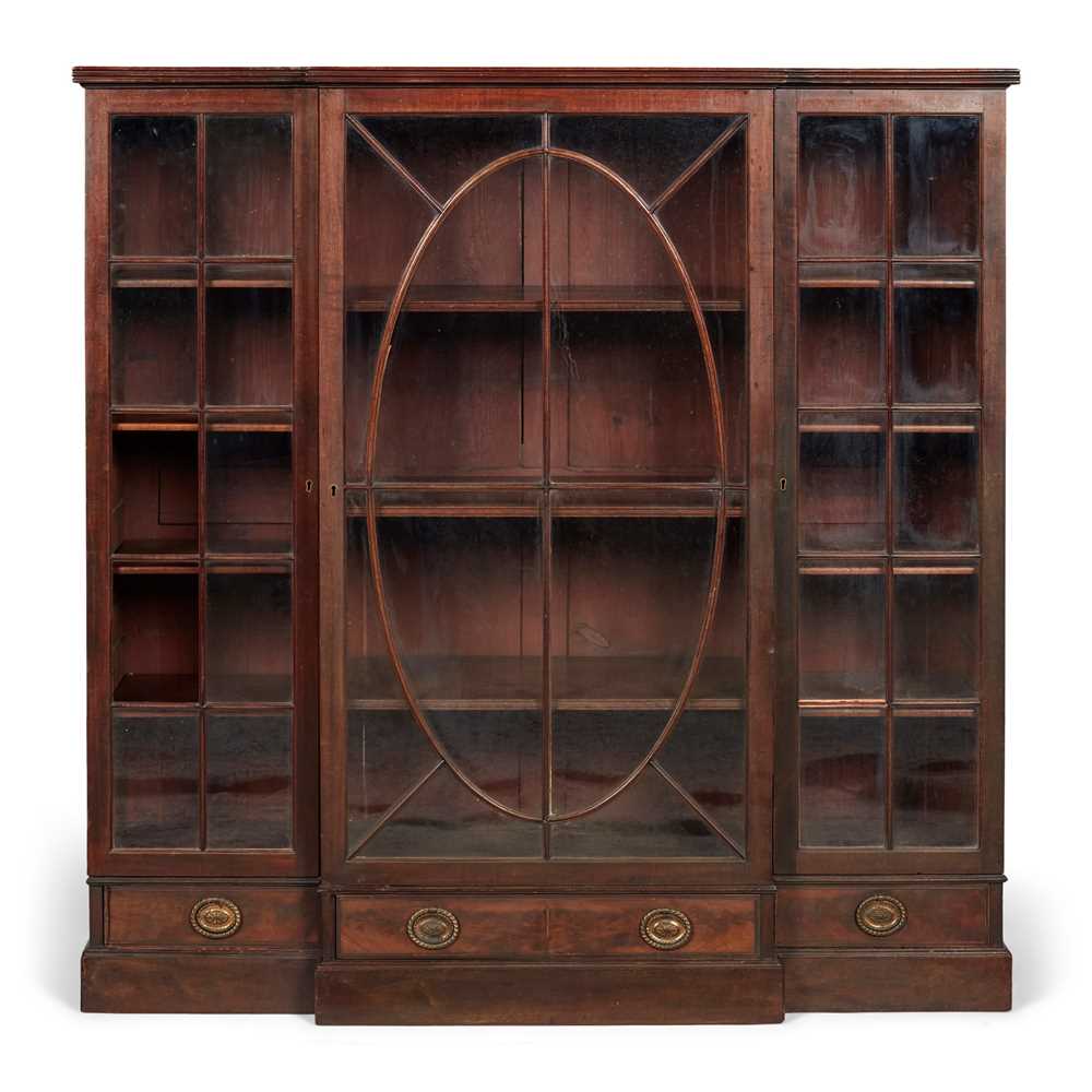 GEORGIAN MAHOGANY BREAKFRONT