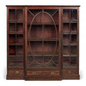 GEORGIAN MAHOGANY BREAKFRONT B
