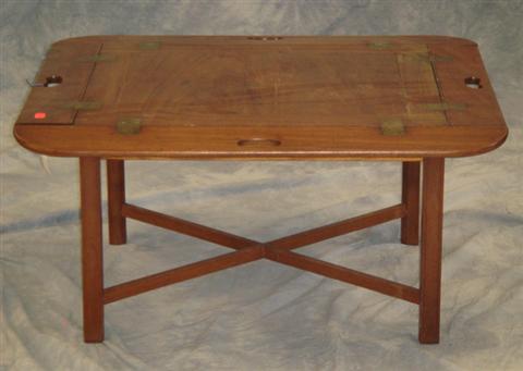 Georgian mahogany butler table on