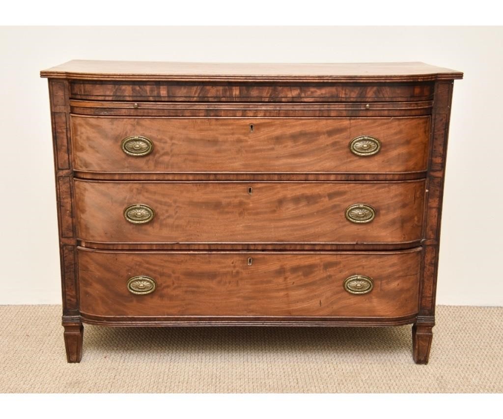 Georgian mahogany chest of drawers,