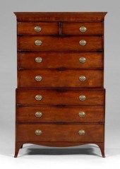 Georgian mahogany chest-on-che