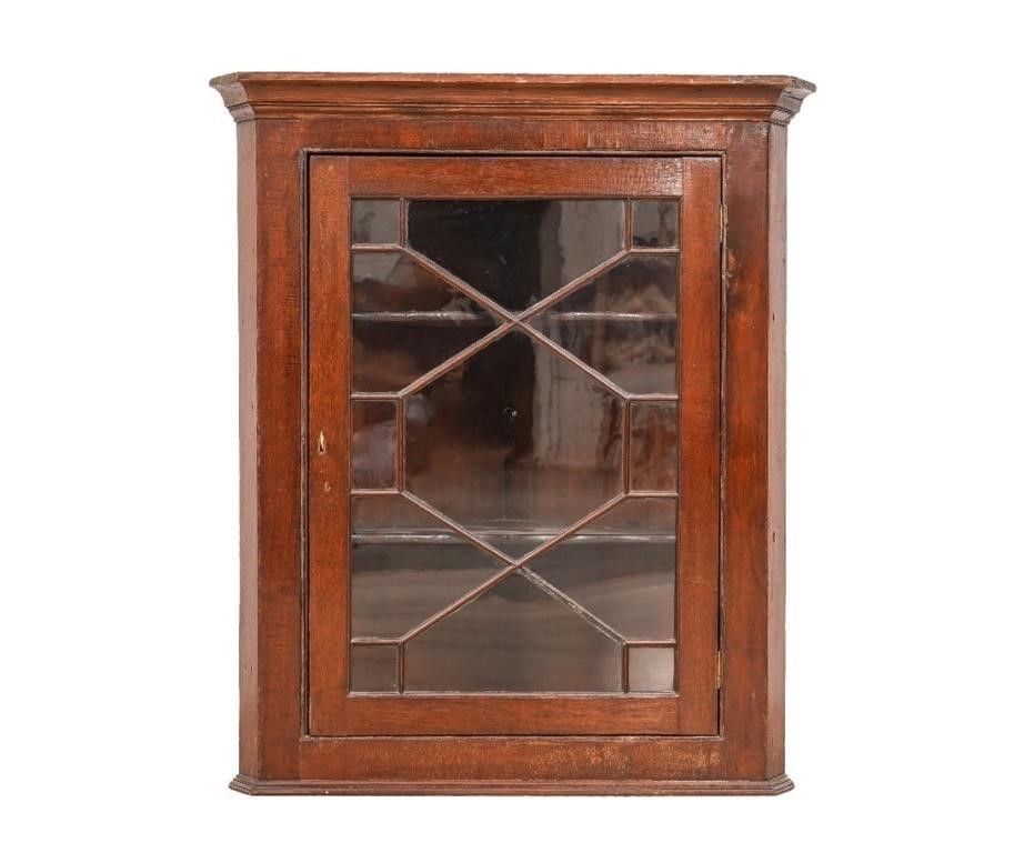 Georgian mahogany hanging corner