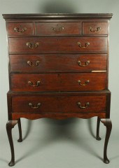GEORGIAN MAHOGANY HIGHBOY WITH