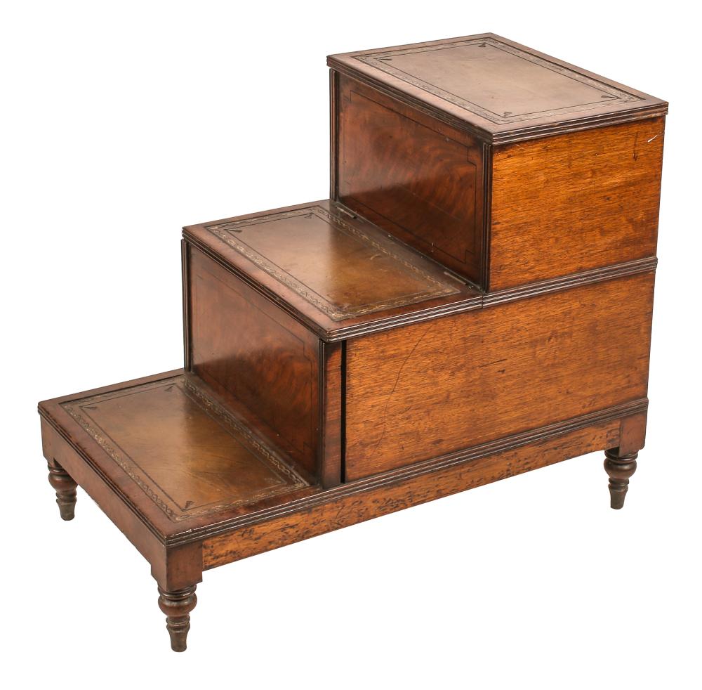 GEORGIAN MAHOGANY STEP