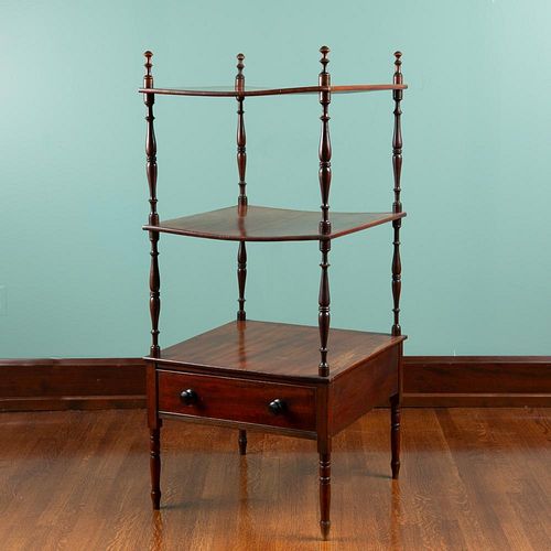 GEORGIAN MAHOGANY WHATNOT SHELFA