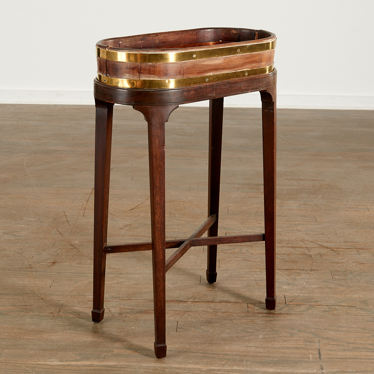 GEORGIAN MAHOGANY WINE COOLER ON