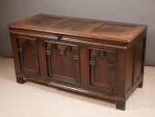 GEORGIAN OAK LIFT-TOP COFFER,