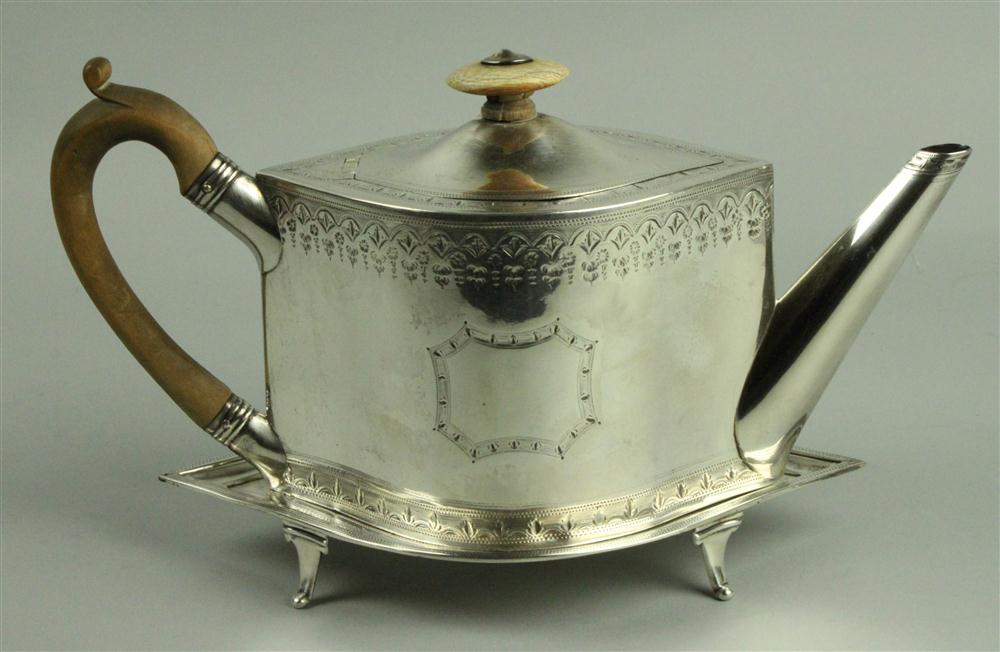 GEORGIAN SILVER TEAPOT AND