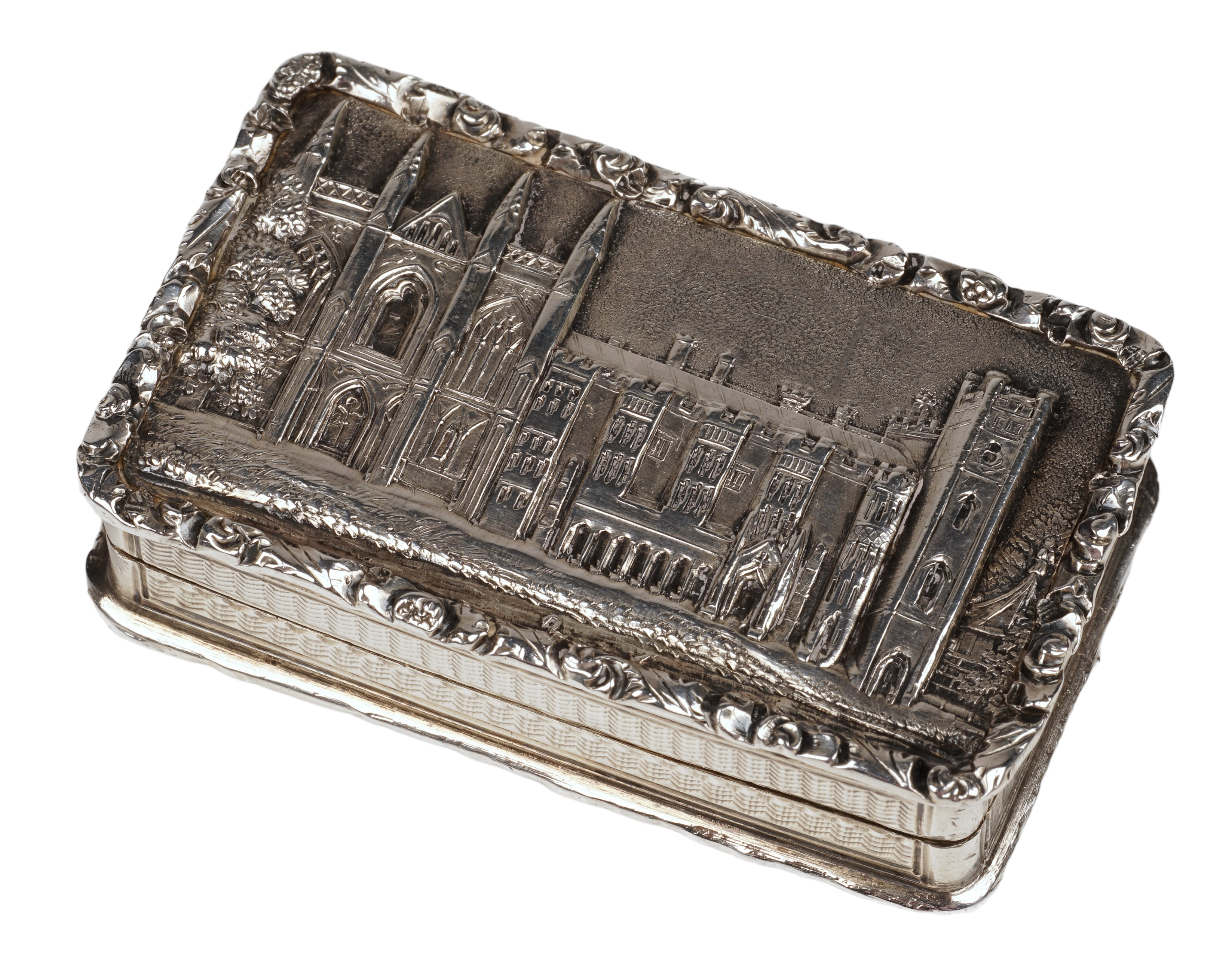 Georgian silver vinaigrette,