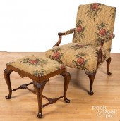 GEORGIAN STYLE CARVED MAHOGANY