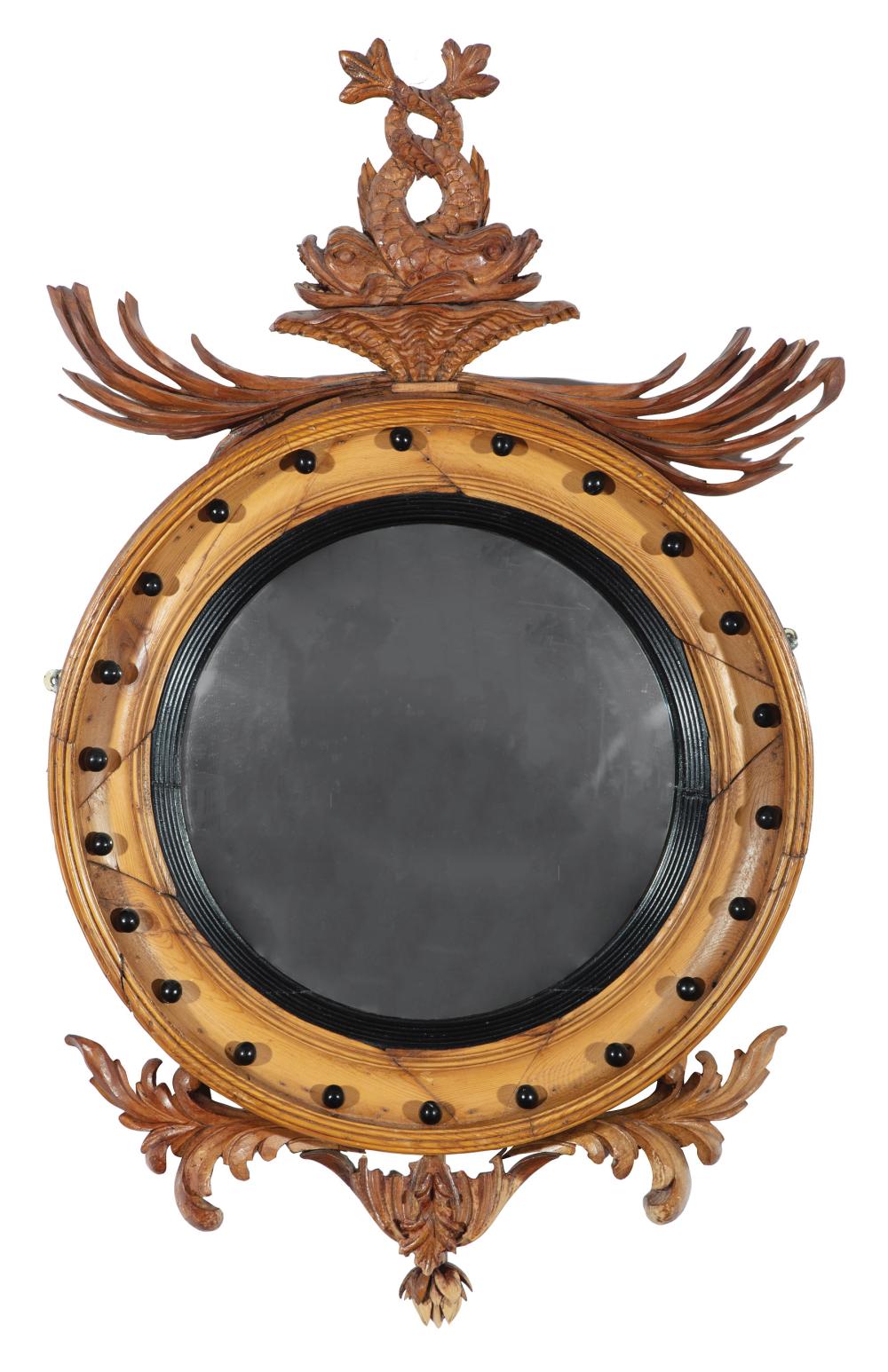 GEORGIAN-STYLE CARVED PINE BULLSEYE