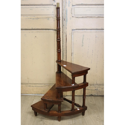 Georgian style faux bamboo