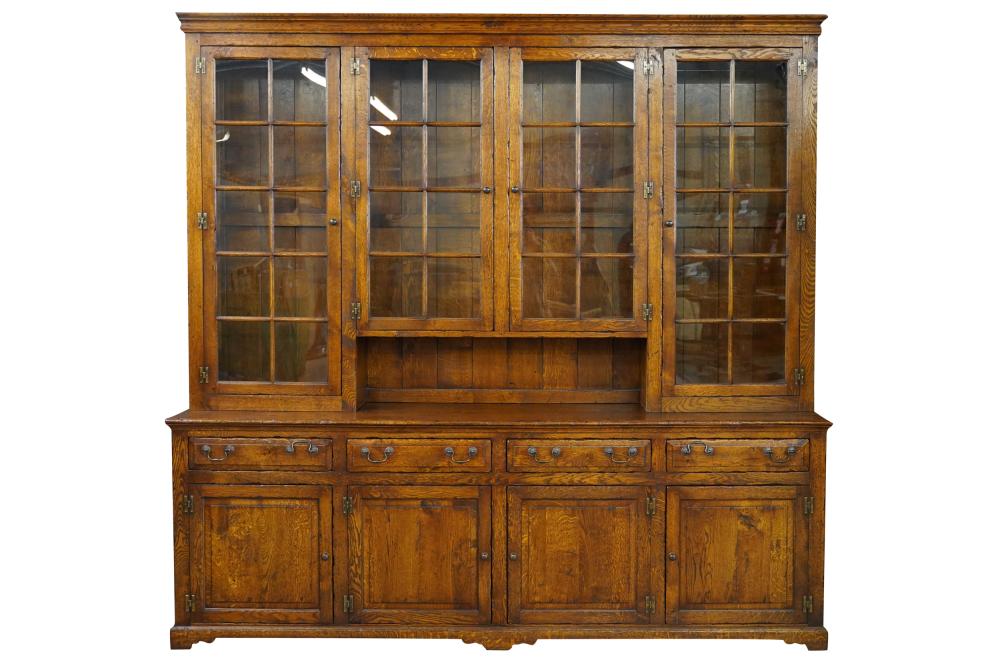 GEORGIAN STYLE HUTCH CABINEToak,